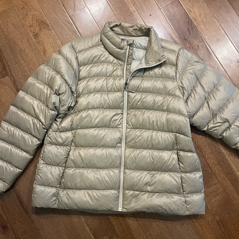 REI Women's Light Tan Puffer Jacket